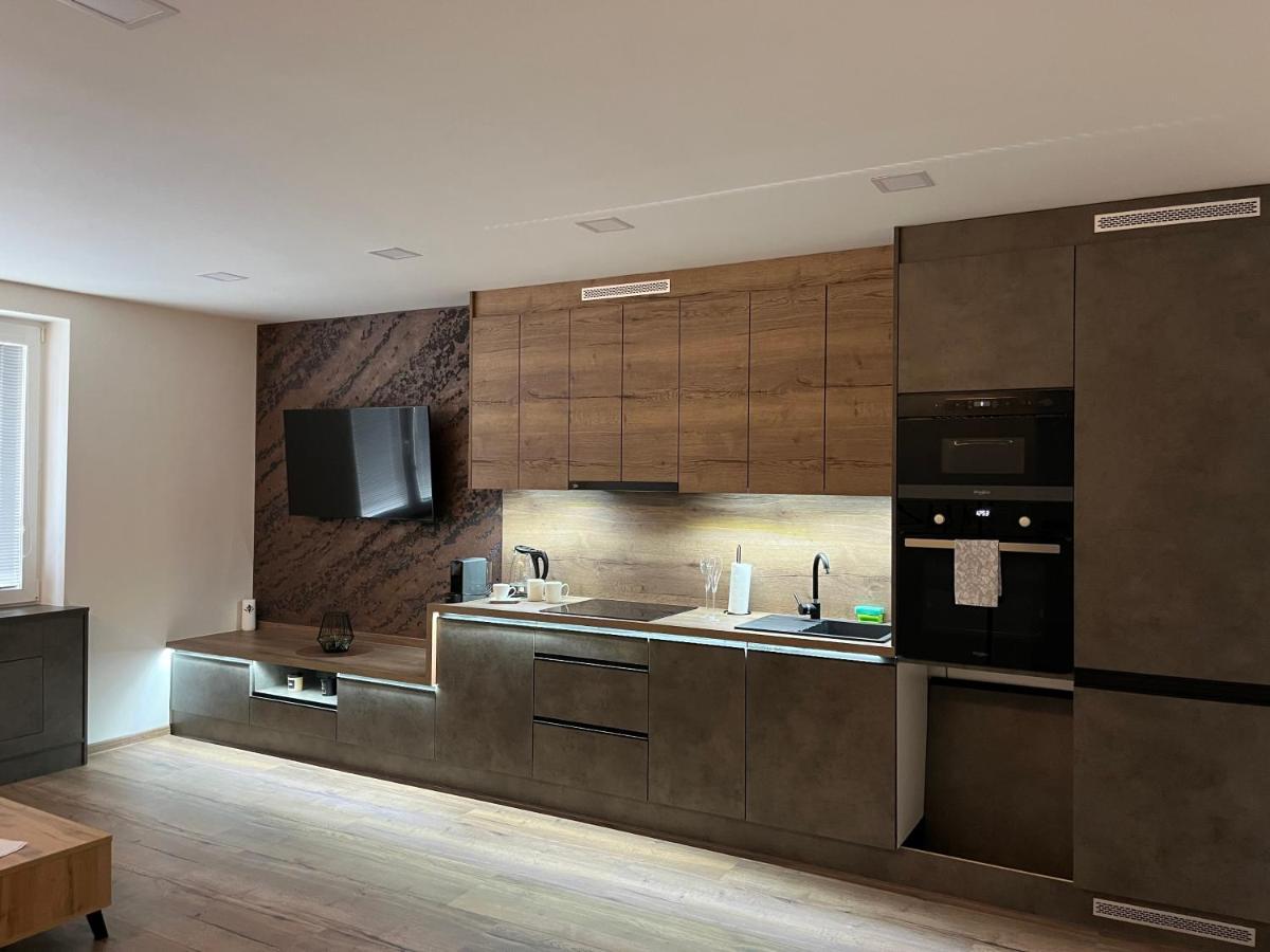 Luxusni Nove Zrekonstruovany Apartman 2Kk - 47M2 - Ostrava Centrum Eksteriør billede